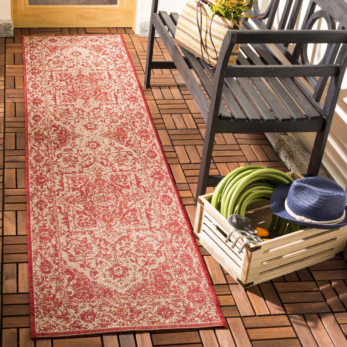 Beach House 139 Rug | Safavieh - BHS139