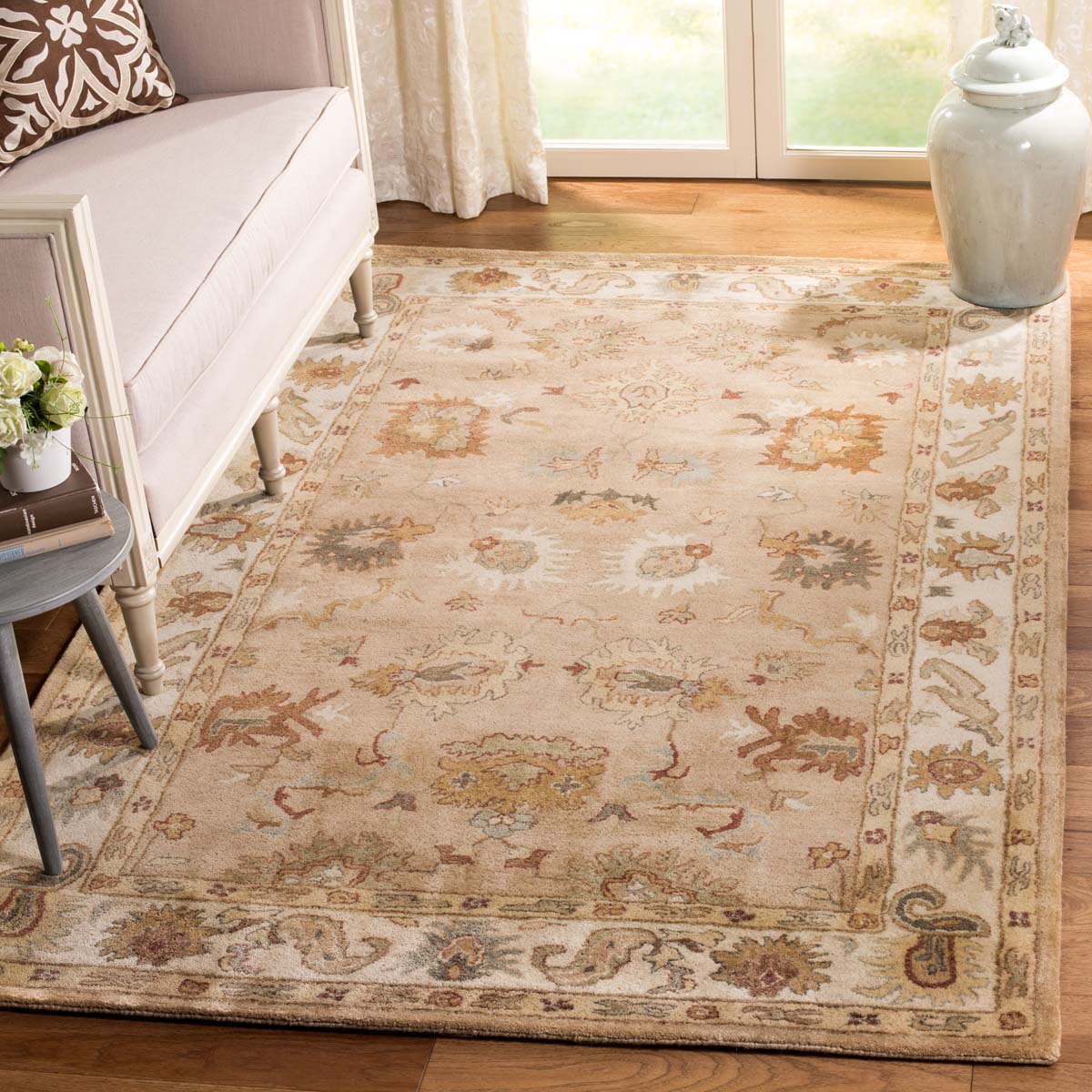 Bergama 136 Rug | Safavieh BRG136